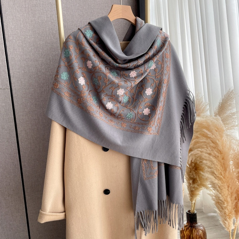 2025 Yeni İşlemeli Kaşmir Eşar - Cashmere Scarf incelemesi ve fiyatı